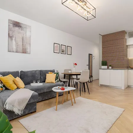 Nowy Apartment, Prestige, Wyjatkowy, Manufaktura, Parking Appartamento *